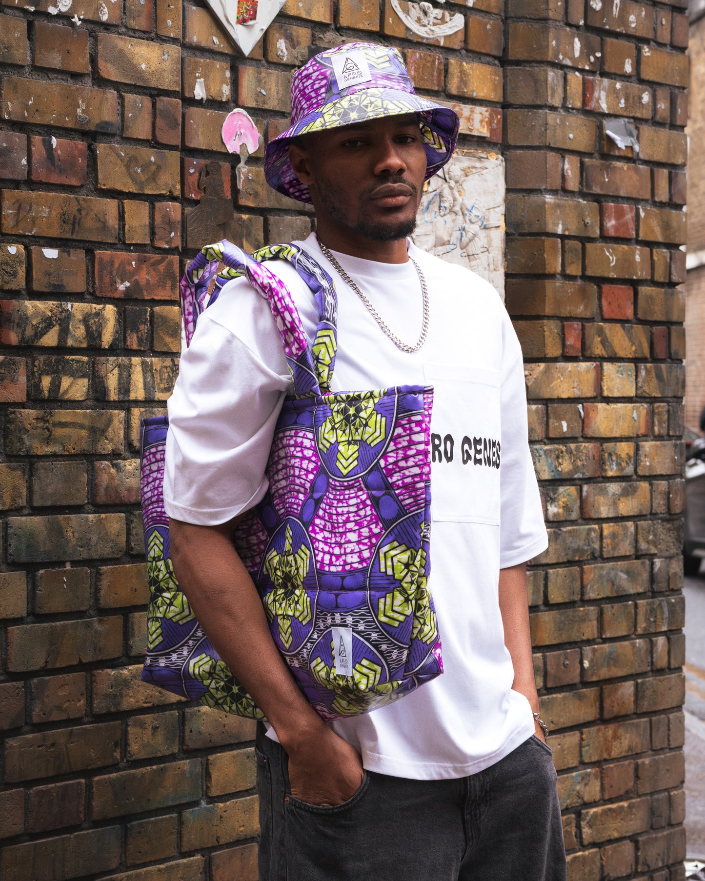 Shopper em padrão africano impermeável