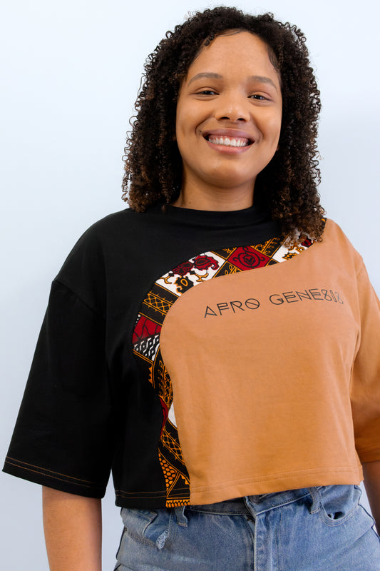 T-shirt com curva em capulana