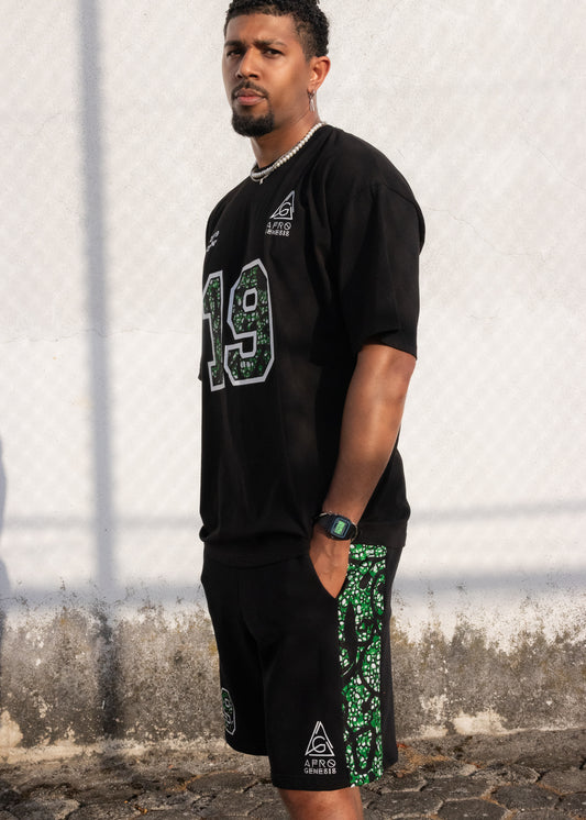 T-shirt oversize com bordado em capulana